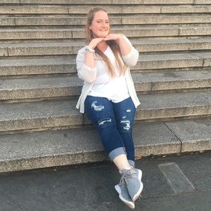 Meet your Posher, Eavan